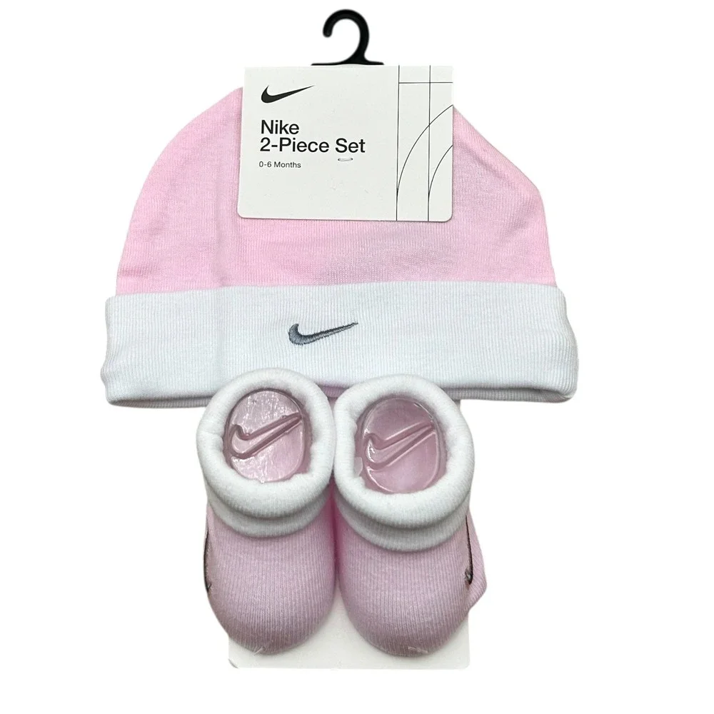 Nike Baby Girls 2-Piece Hat & Socks Set Size 0-6 Months‎ Pink White